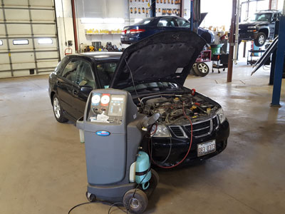 Moberg's Automotive Repair | A/C Services | 847-362-8905 | 1076 E Park Ave, Libertyville IL 60048